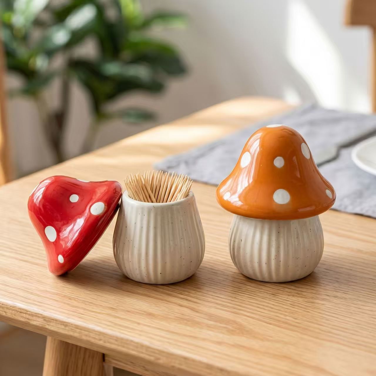 Kitchen Gadgets Storage - Potes de Cerâmica em Formato de
